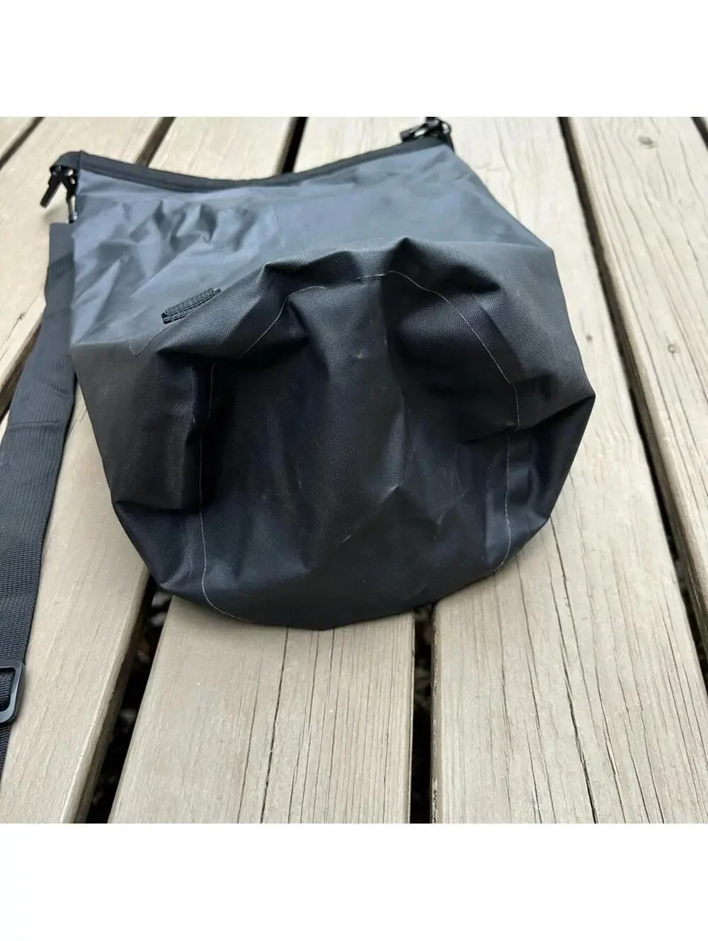 Uniqlo dry bag